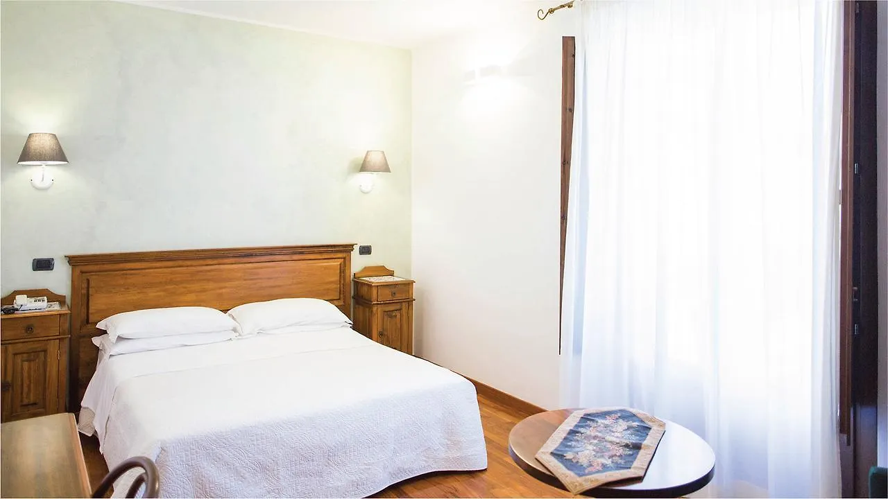 ***  Hotel La Piazzetta Castellammare del Golfo Italia