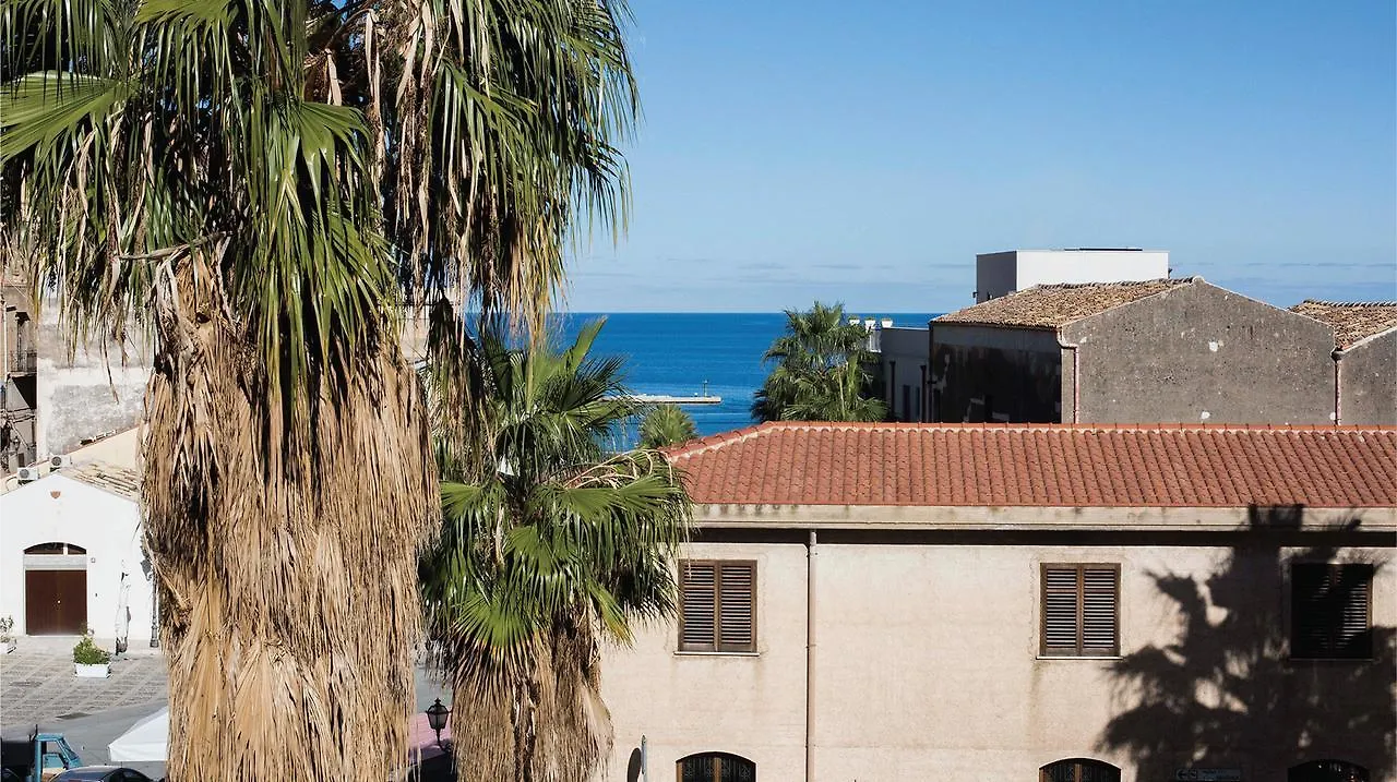 ***  Hotel La Piazzetta Castellammare del Golfo Italia