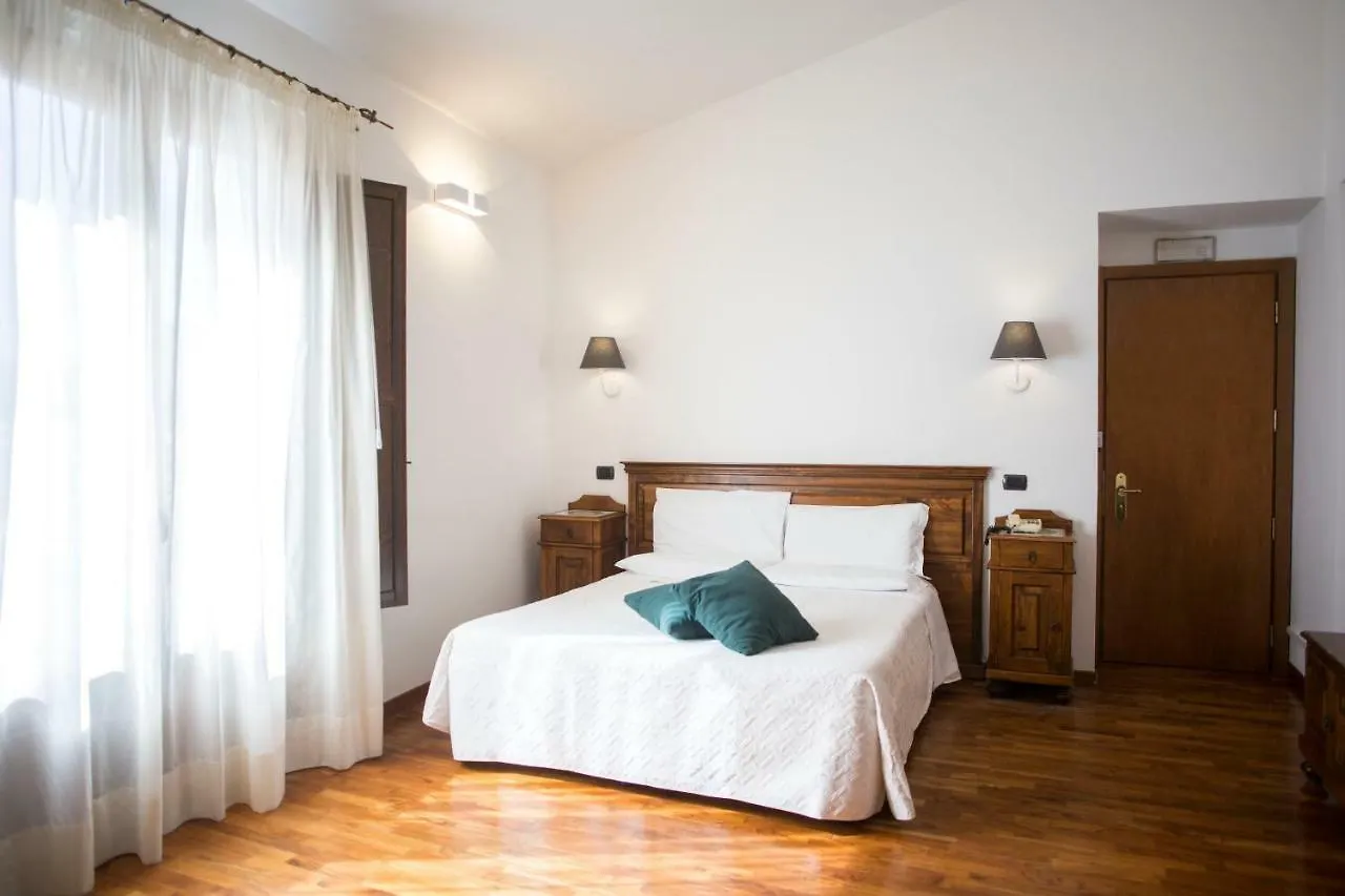Hotel La Piazzetta Castellammare del Golfo